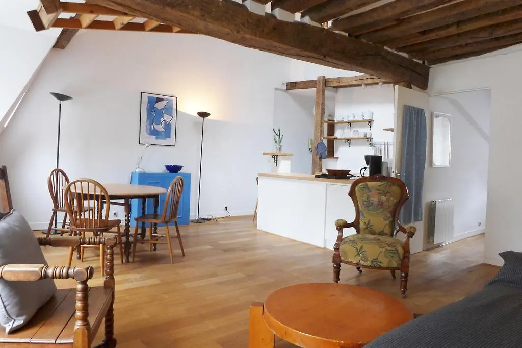 Appartamento Le Jardin Du Marais Parigi