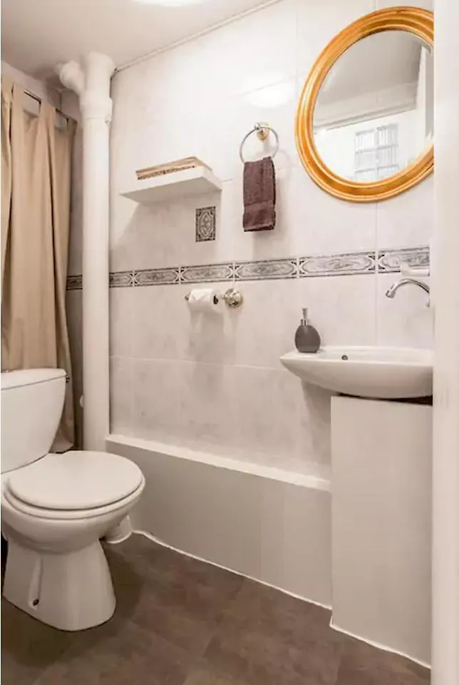 Appartamento Le Jardin Du Marais Parigi